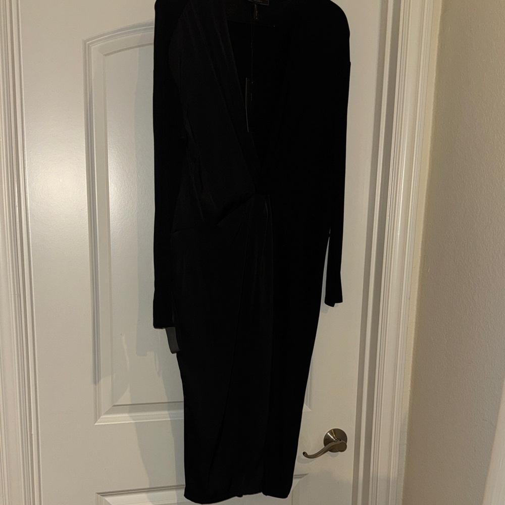 BCBGMaxAzria Elegant Black Long Sleeve Dress